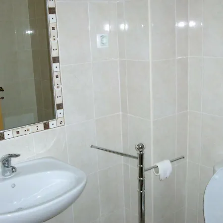 Iconic With 2 Bedrooms